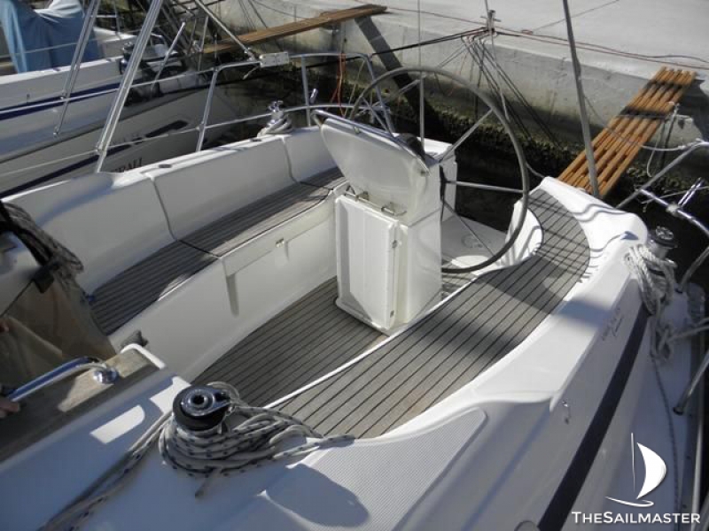 Bavaria 32